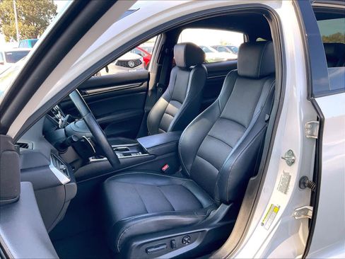 Used 2018 Honda Accord Sport image 26