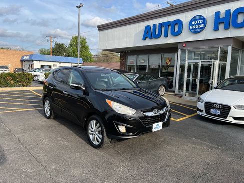 Used 2013 Hyundai Tucson Limited w/ Premium Pkg FWD image 3