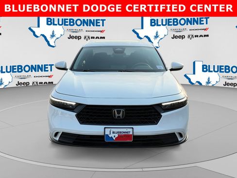 Used 2023 Honda Accord EX image 2