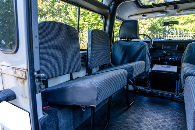 Used 1995 Land Rover Defender 90 AWD/4WD image 45