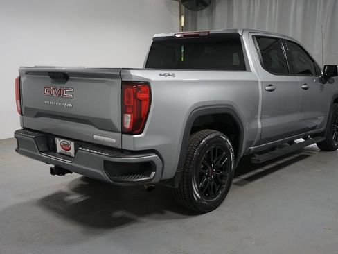 Used 2023 GMC Sierra 1500 Elevation AWD/4WD image 9