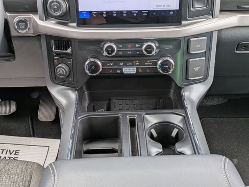 Used 2025 Ford F150 XLT w/ Equipment Group 302A MID image 17