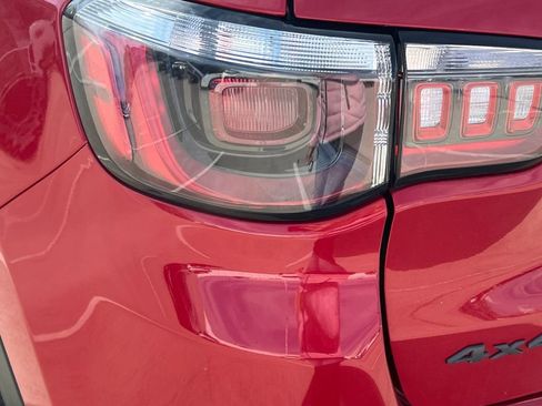 Used 2023 Jeep Compass Trailhawk image 12