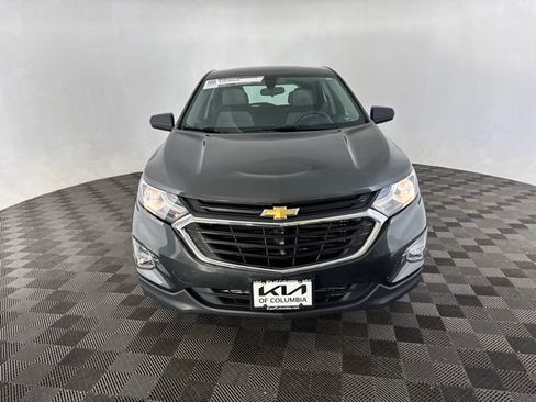 Used 2018 Chevrolet Equinox LS FWD image 3