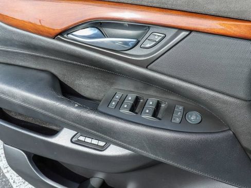Used 2015 Cadillac Escalade ESV Luxury RWD image 14