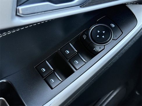 Certified 2022 Ford Explorer XLT w/ Equipment Group 202A image 23