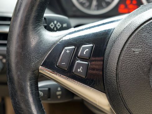 Used 2007 BMW 650i Coupe image 32