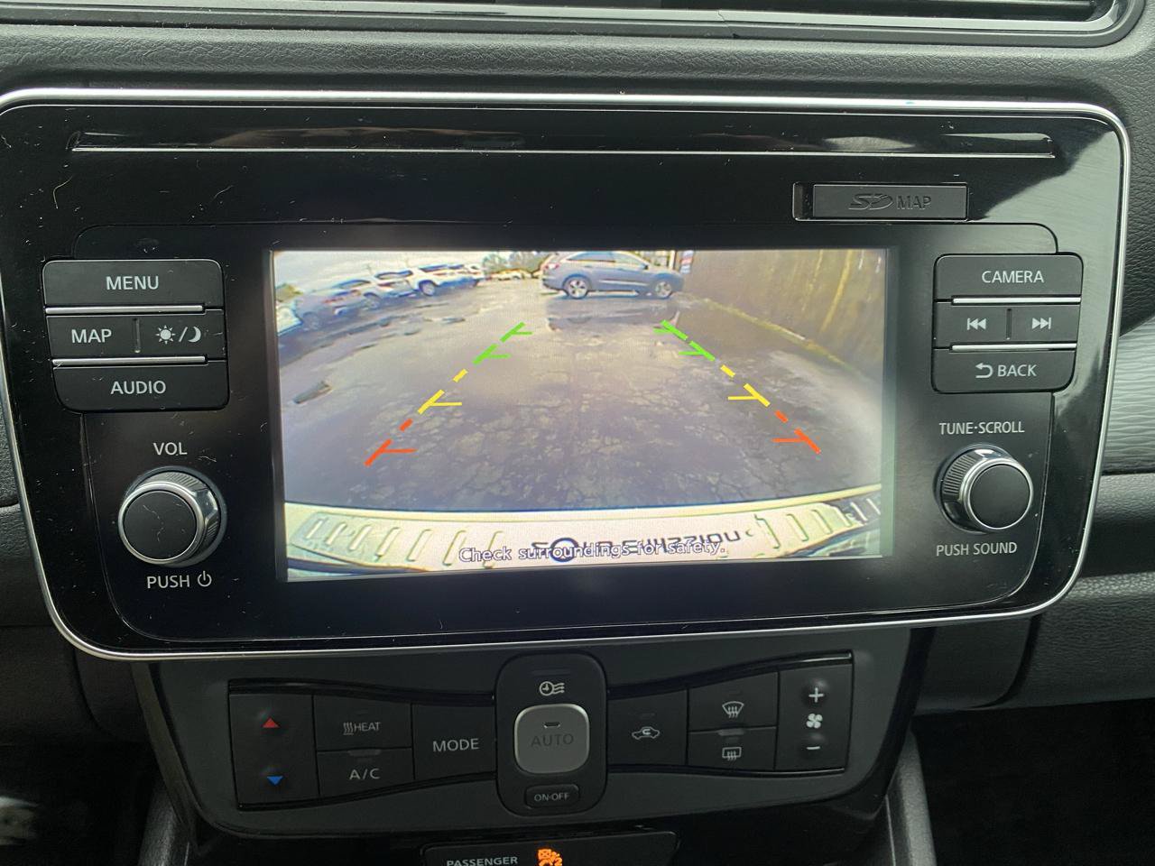 Used 2018 Nissan Leaf SV w/ Protection Package FWD image 22