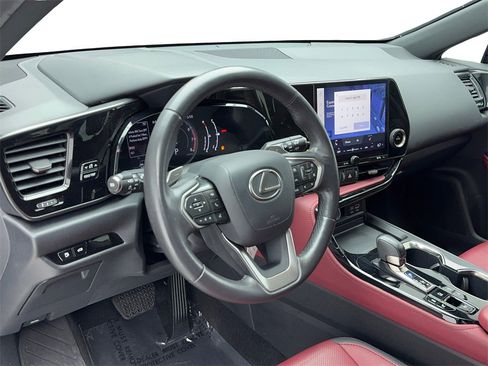 Used 2022 Lexus NX 350 AWD image 14