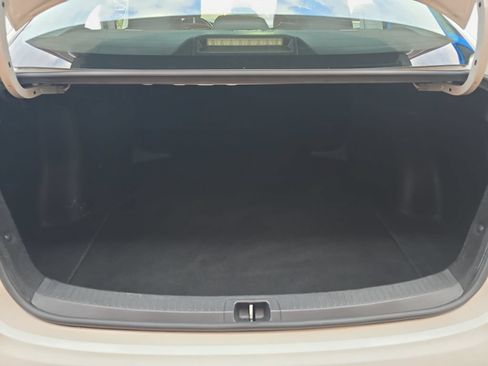 Used 2024 Toyota Corolla LE FWD image 12