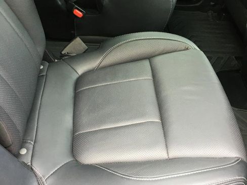 Used 2021 Subaru Ascent Touring w/ Popular Package #2A image 19