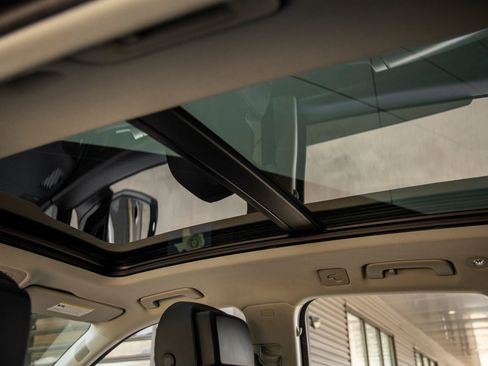 Used 2018 Audi Q5 2.0T Premium Plus w/ Premium Plus Package image 25