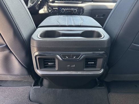 Used 2025 Chevrolet Silverado 2500 High Country w/ High Country Premium Package AWD/4WD image 15