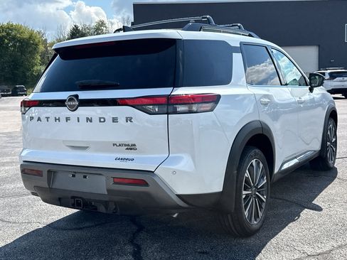 New 2026 Nissan Pathfinder Platinum AWD/4WD image 5