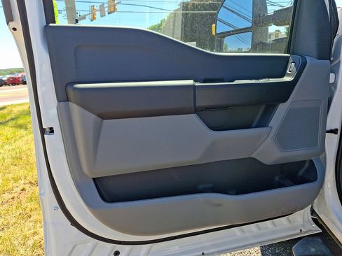 New 2026 Ford F250 XL w/ XL Chrome Package AWD/4WD image 7