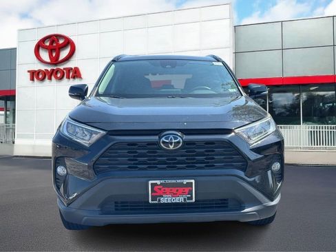Used 2019 Toyota RAV4 XLE image 10