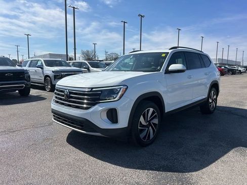 Used 2024 Volkswagen Atlas SE image 7