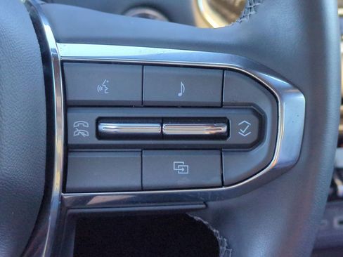 Used 2024 GMC Canyon Elevation w/ Convenience Package image 23