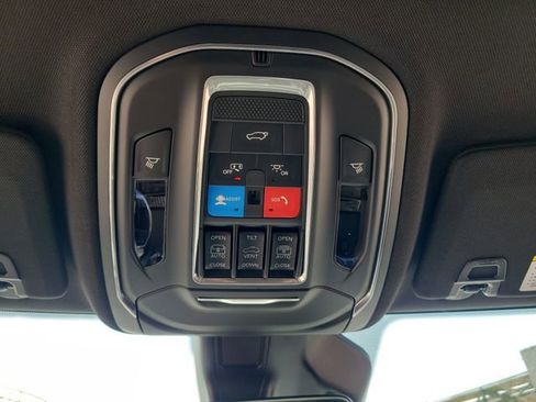 New 2026 Jeep Grand Cherokee Limited AWD/4WD image 29