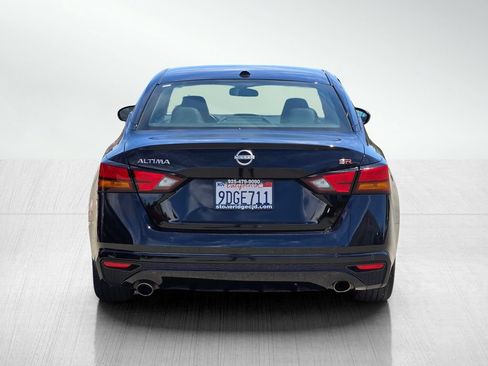 Used 2023 Nissan Altima 2.5 SR FWD image 5