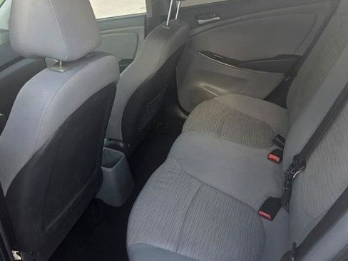 Used 2016 Hyundai Accent SE FWD image 4
