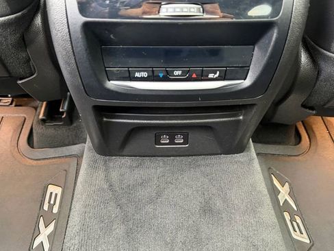 Used 2022 BMW X3 xDrive30i AWD/4WD image 33