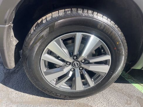Certified 2024 Nissan Pathfinder SL AWD/4WD image 28