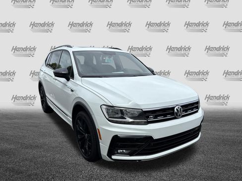 Used 2021 Volkswagen Tiguan SE R-Line AWD/4WD image 2