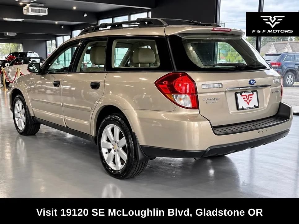 Used 2008 Subaru Outback 2.5i L.L. Bean AWD/4WD image 4