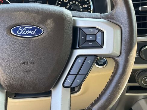 Used 2018 Ford F150 Lariat image 30