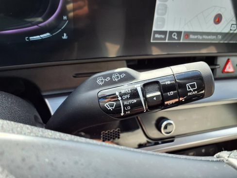 Certified 2025 Kia Sportage EX FWD image 22