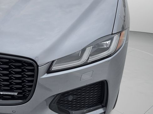 Used 2024 Jaguar F-PACE R-Dynamic S AWD/4WD image 29
