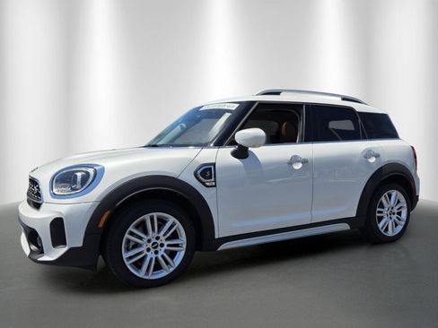 Certified 2024 MINI Cooper Countryman S w/ Signature Upholstery Package FWD image 3