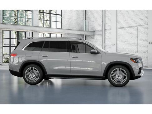 New 2026 Mercedes-Benz GLS 450 4MATIC image 15