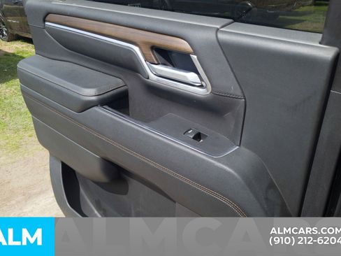 Used 2024 Chevrolet Silverado 3500 High Country w/ High Country Premium Package image 22