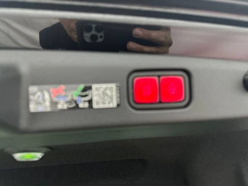 New 2027 Mercedes-Benz E 450 4MATIC Sedan image 29