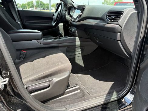 Used 2025 Dodge Durango GT AWD/4WD image 10