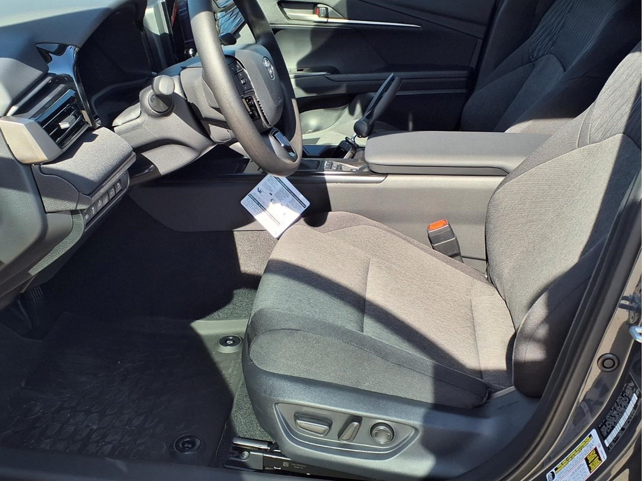 Used 2026 Toyota Camry LE w/ Convenience Package FWD image 12
