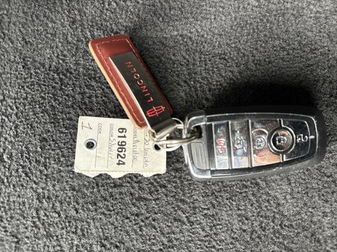 Used 2020 Lincoln Aviator Reserve w/ Equipment Group 202A AWD/4WD image 22