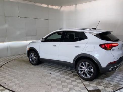 Used 2023 Buick Encore GX Essence w/ Experience Buick Package AWD/4WD image 5