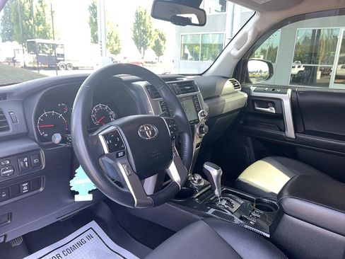 Used 2021 Toyota 4Runner SR5 Premium AWD/4WD image 18