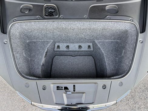 Used 2010 Audi R8 V10 AWD/4WD image 30