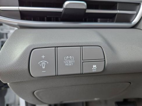 New 2026 Hyundai Elantra Hybrid FWD image 20