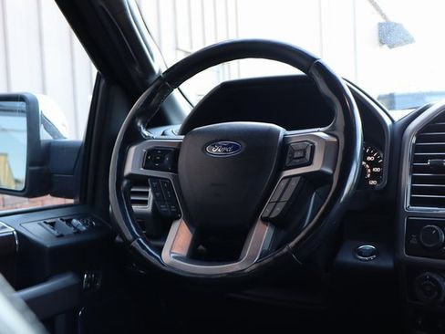 Used 2017 Ford F150 Platinum w/ Equipment Group 701A Luxury image 50