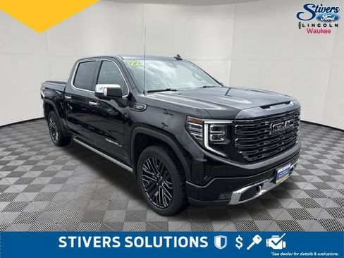 Used 2022 GMC Sierra 1500 Denali Ultimate AWD/4WD image 3