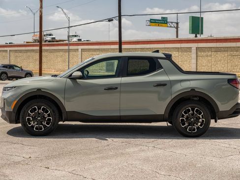 Used 2023 Hyundai Santa Cruz SEL FWD image 5