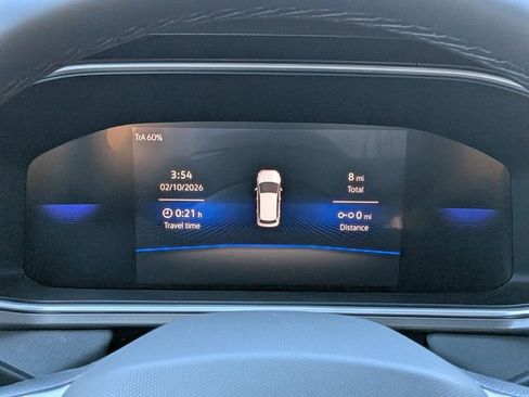 New 2026 Volkswagen Taos SE FWD image 32