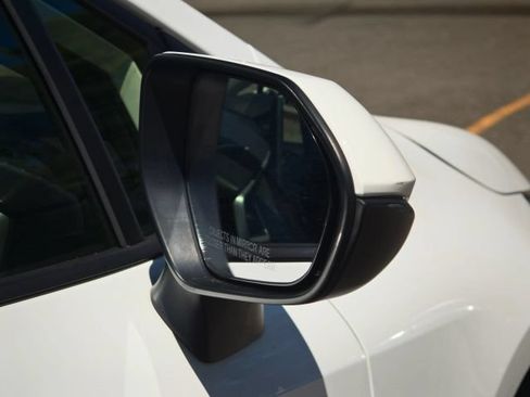 Used 2020 Toyota Corolla LE FWD image 10