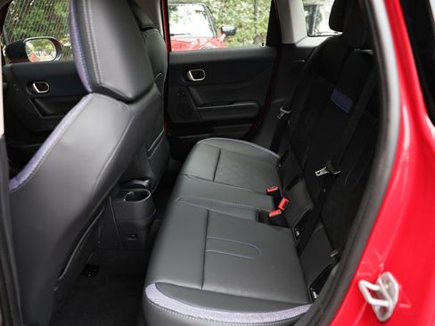 New 2026 MINI Cooper 4-Door Hardtop FWD image 27