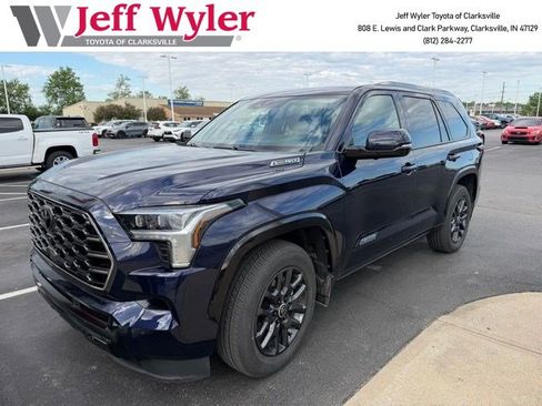 Used 2024 Toyota Sequoia Platinum AWD/4WD image 1
